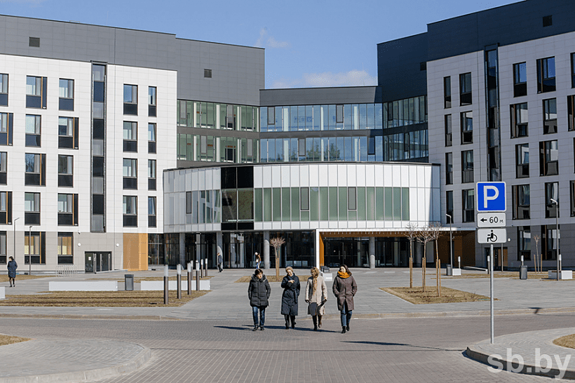 Амбулаторна-паліклінічнае абслугоўванне на платнай аснове